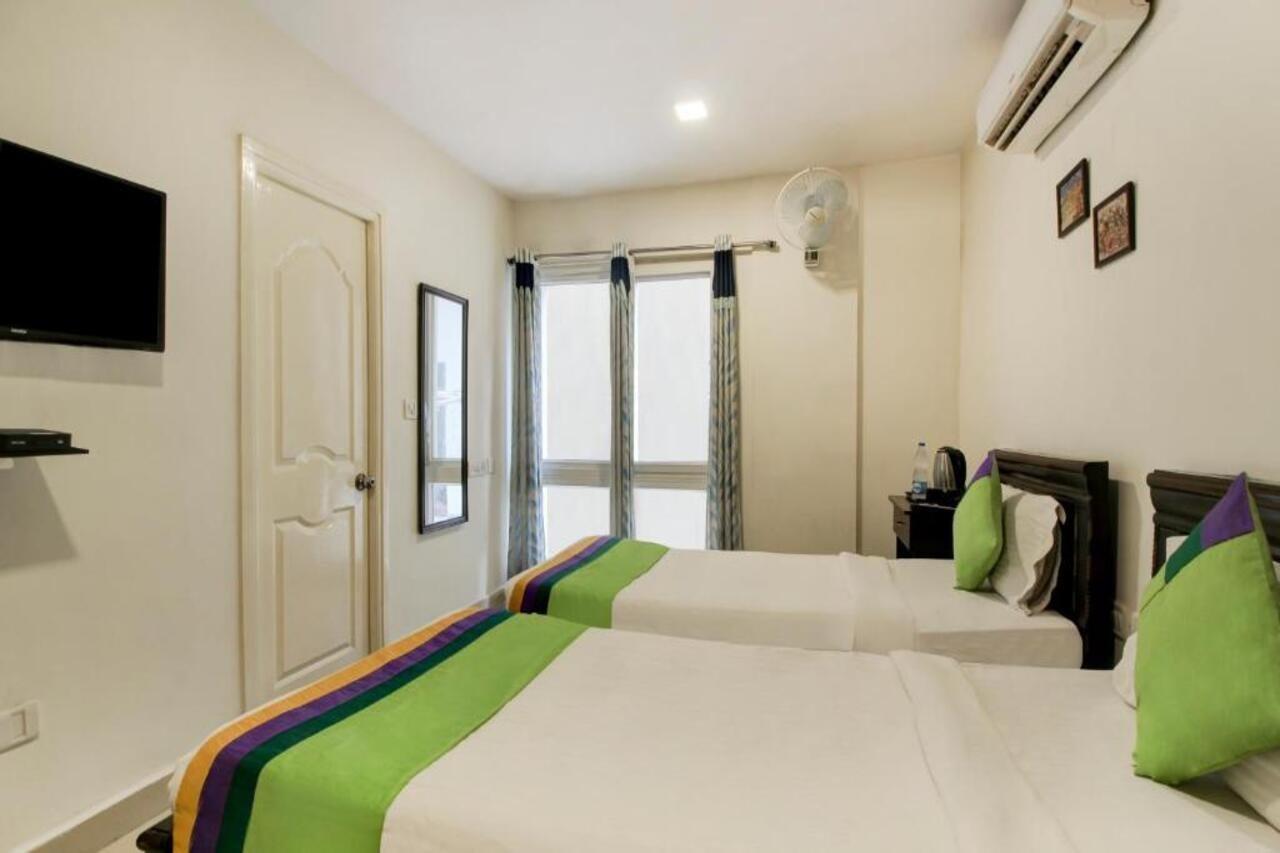 Treebo Srico, Banjara Hills Hotel Hyderabad Exterior foto