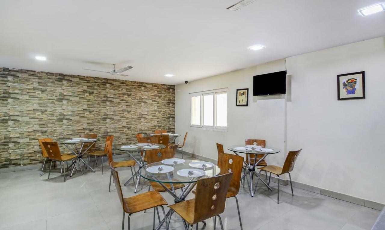 Treebo Srico, Banjara Hills Hotel Hyderabad Exterior foto