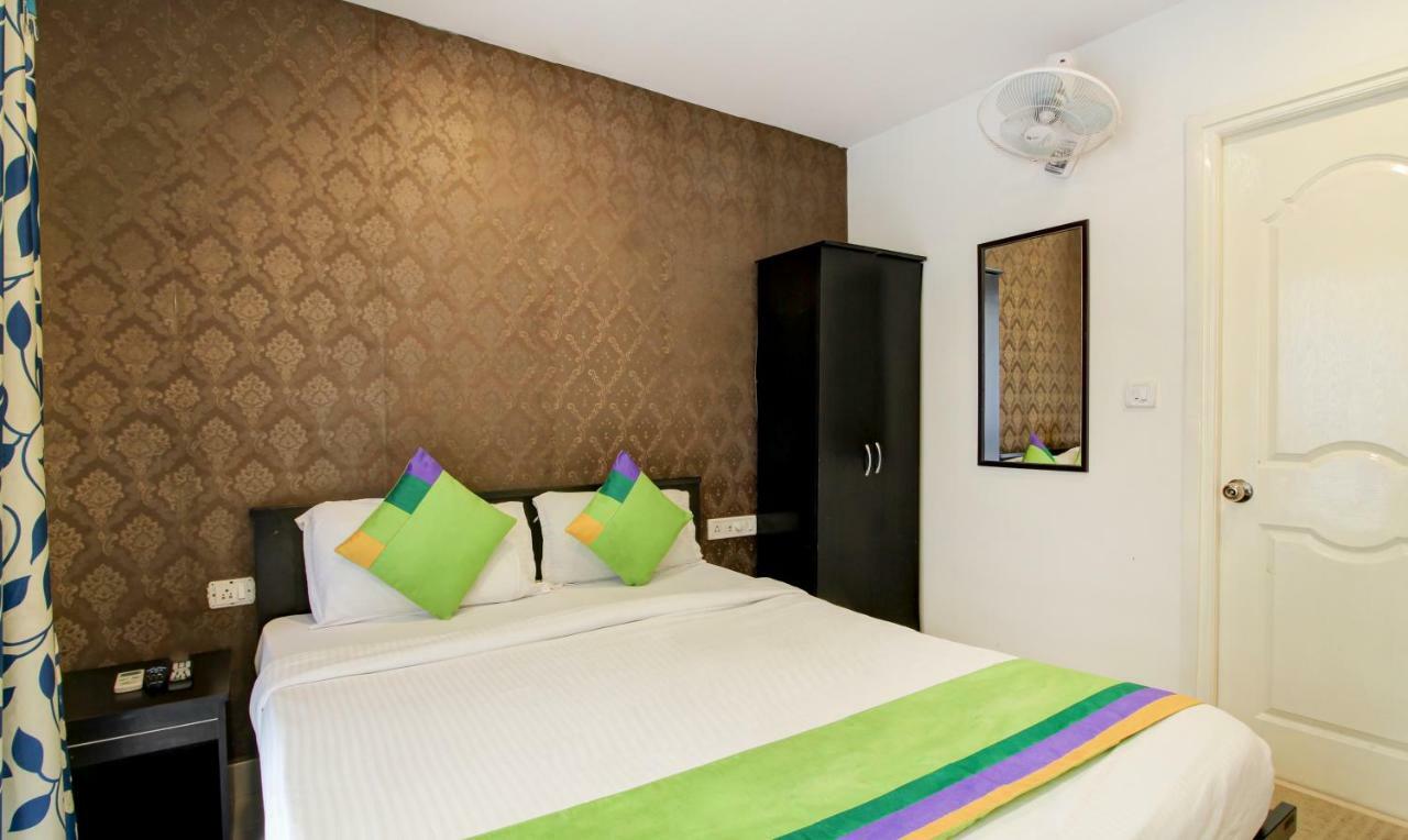 Treebo Srico, Banjara Hills Hotel Hyderabad Exterior foto