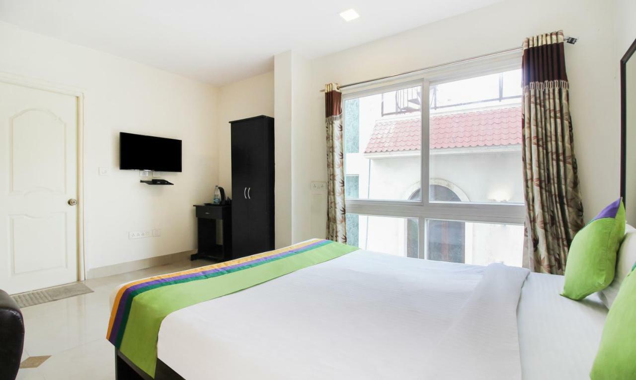 Treebo Srico, Banjara Hills Hotel Hyderabad Exterior foto